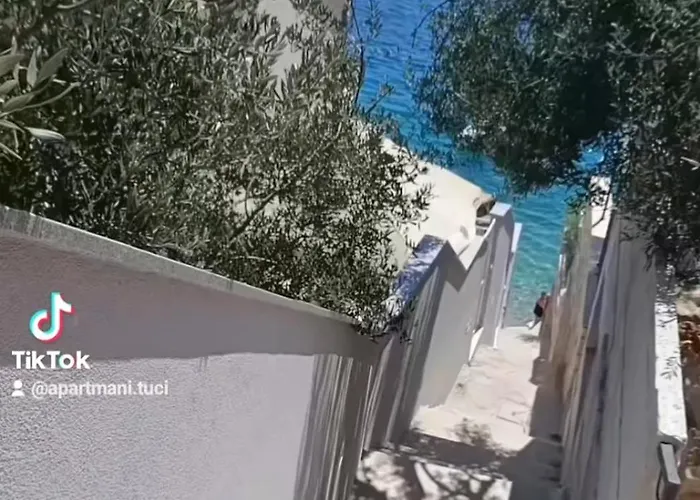 Tucic דירה *